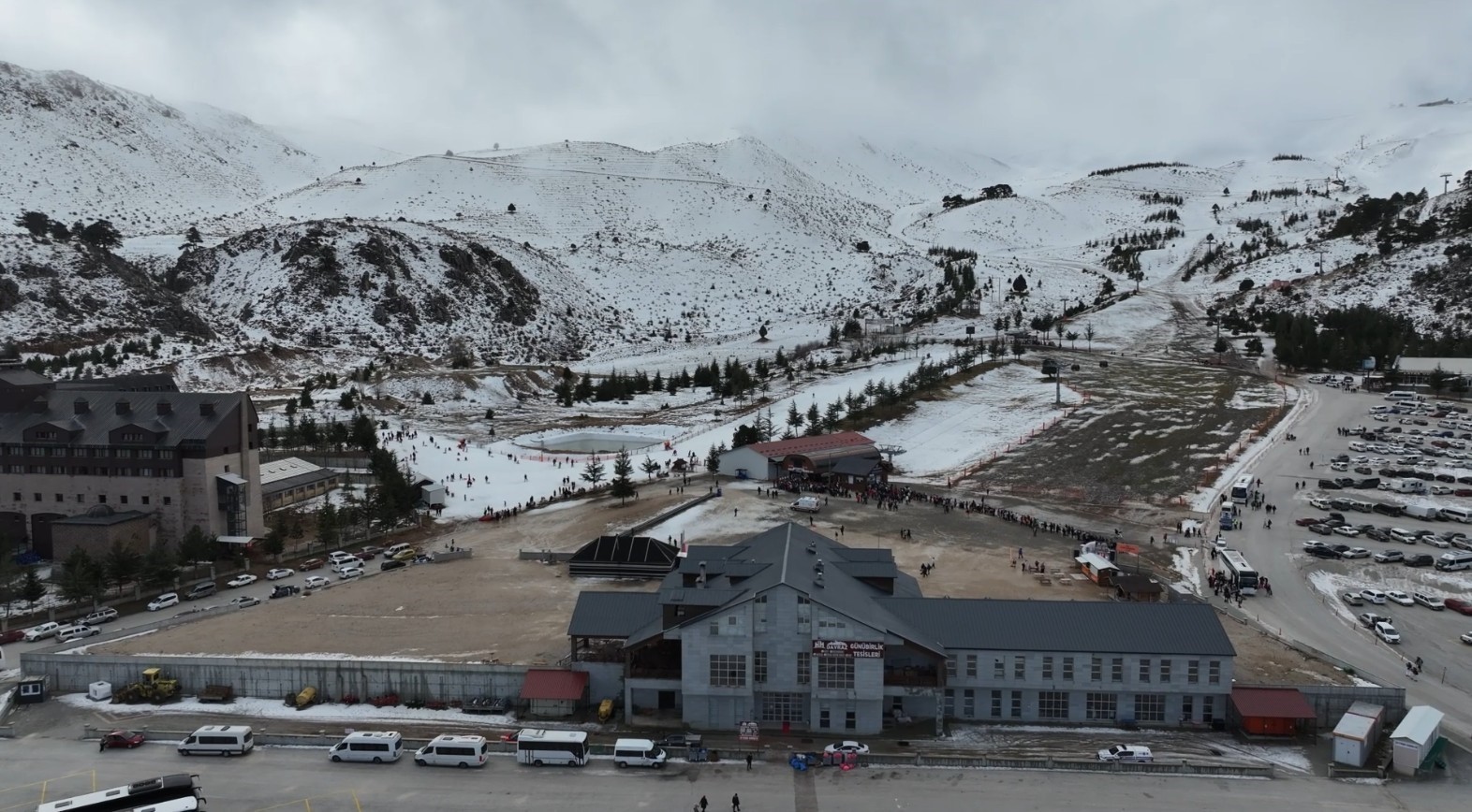 Davraz Kayak Merkezi olumsuz hava nedeniyle bugünlüğüne kapatıldı
