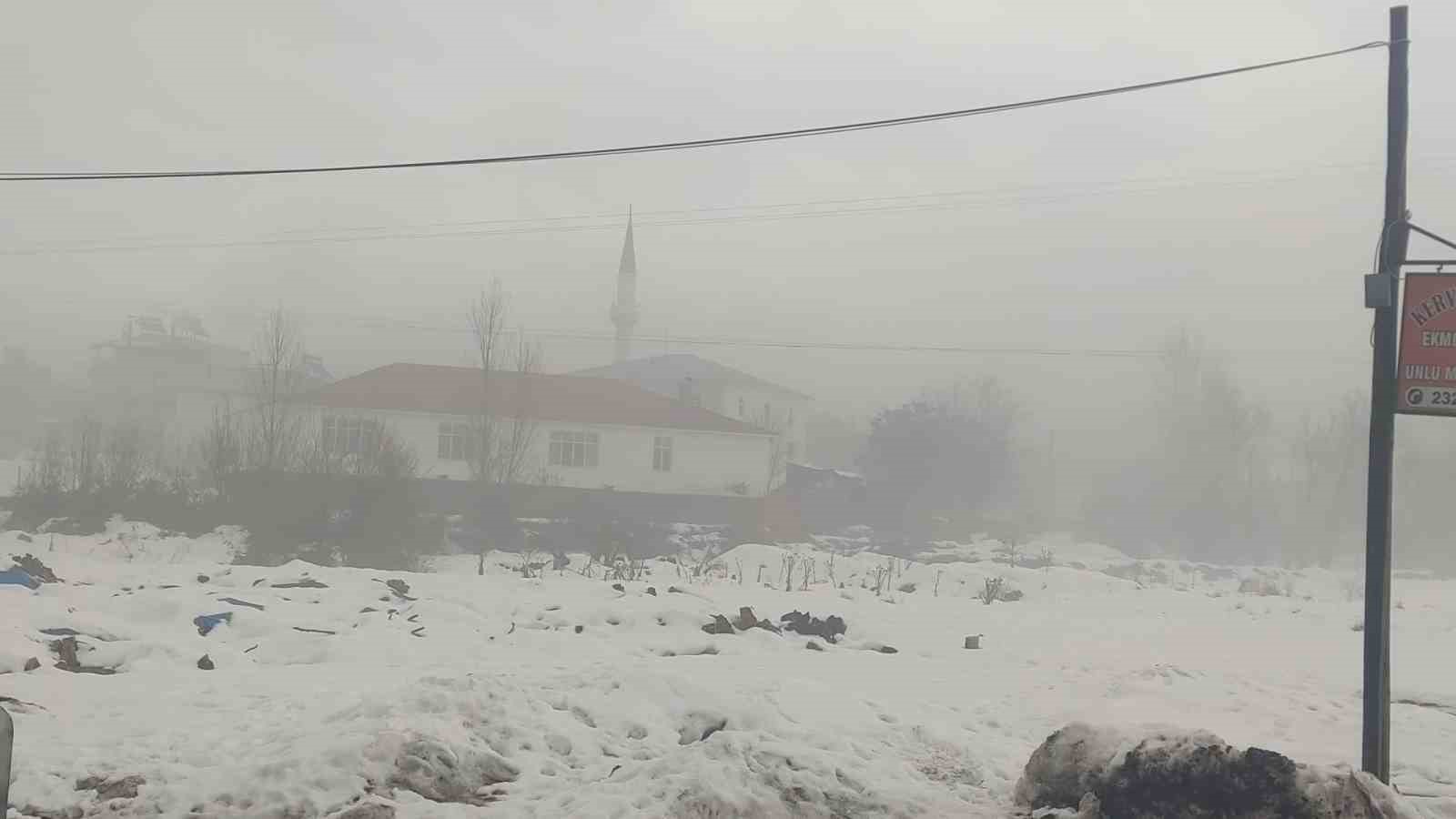 Bing&ouml;l&rsquo;de yoğun sis g&ouml;r&uuml;ş mesafesini d&uuml;ş&uuml;rd&uuml;
