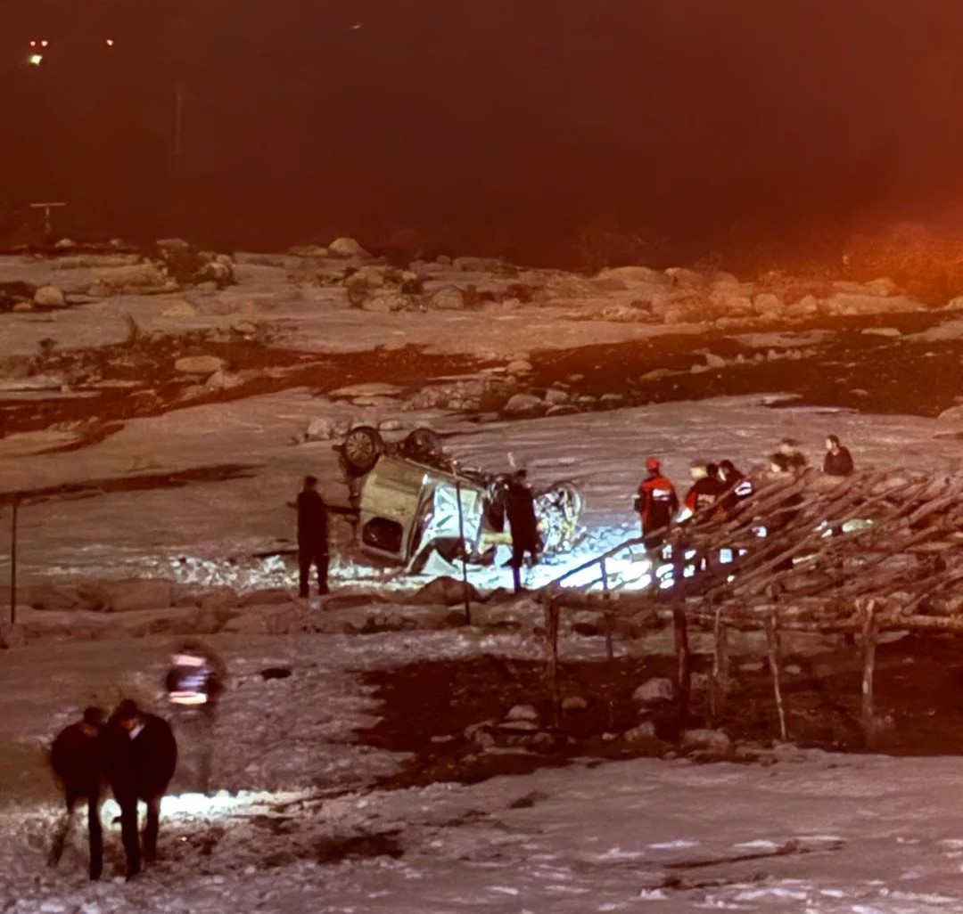 Siirt’te hafif ticari takla attı: 1 ağır yaralı