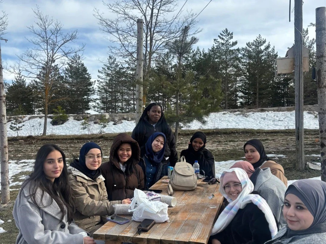 Sinop&rsquo;ta uluslararası &ouml;ğrencilerin kar keyfi
