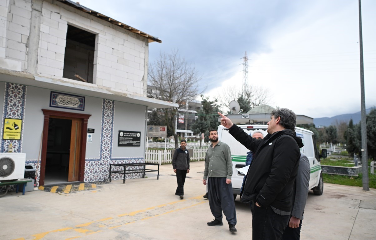 Başkan Kocaman&rsquo;dan cenaze hizmetleri binasına inceleme
