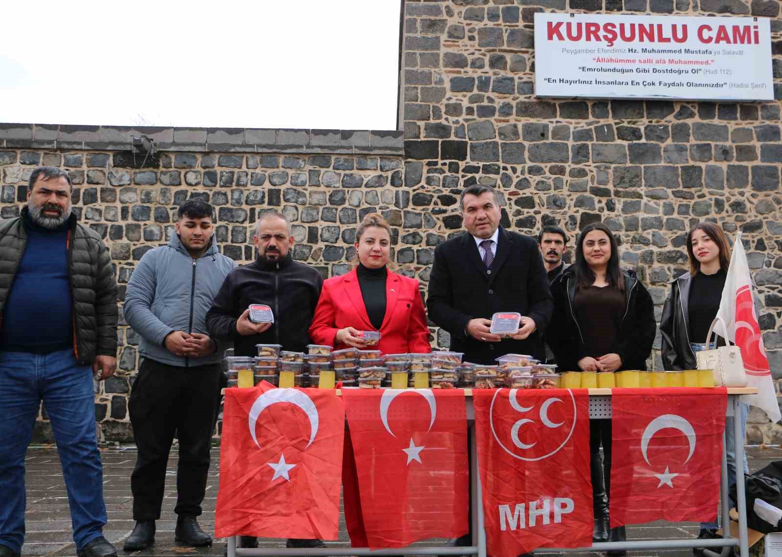 Diyarbakır’da vatandaşlardan Devlet Bahçeli’ye ’süreç’ teşekkürü