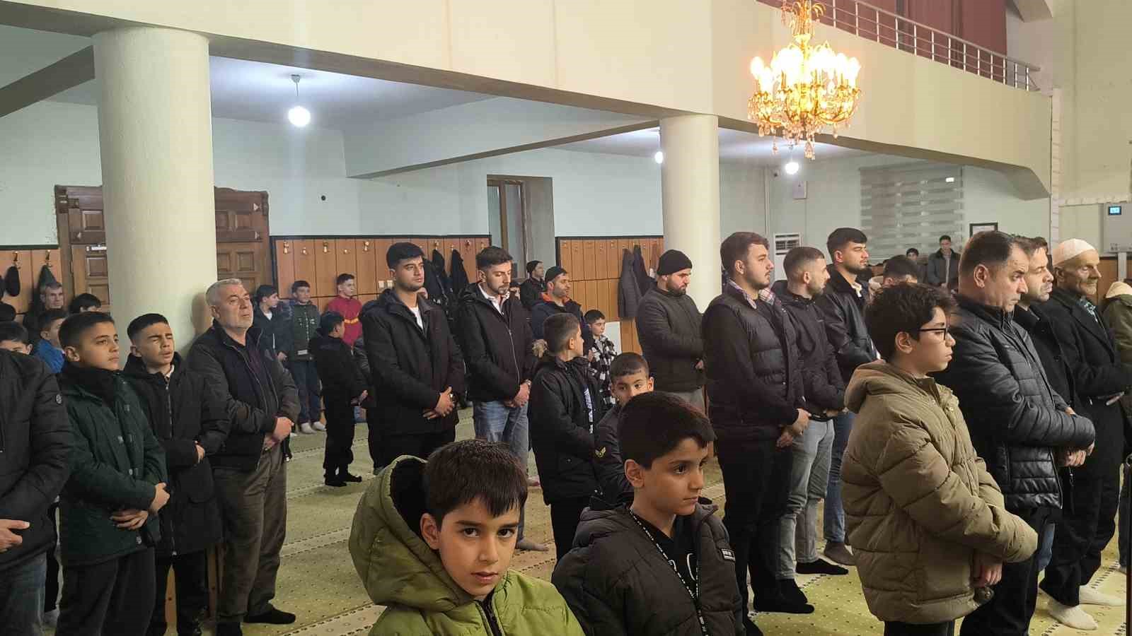 Gercüş’te Berat Kandili coşkuyla kutlandı