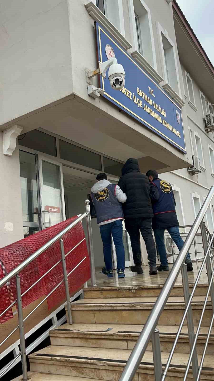 Batman’da 13 yıl kesinleşmiş hapis cezası bulunan şahıs yakalandı