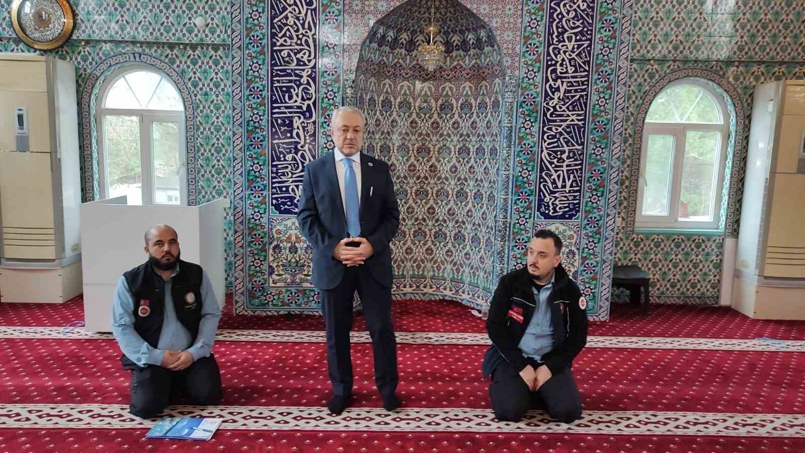 TDV Denizli Arama Kurtarma ekibi g&uuml;&ccedil;leniyor
