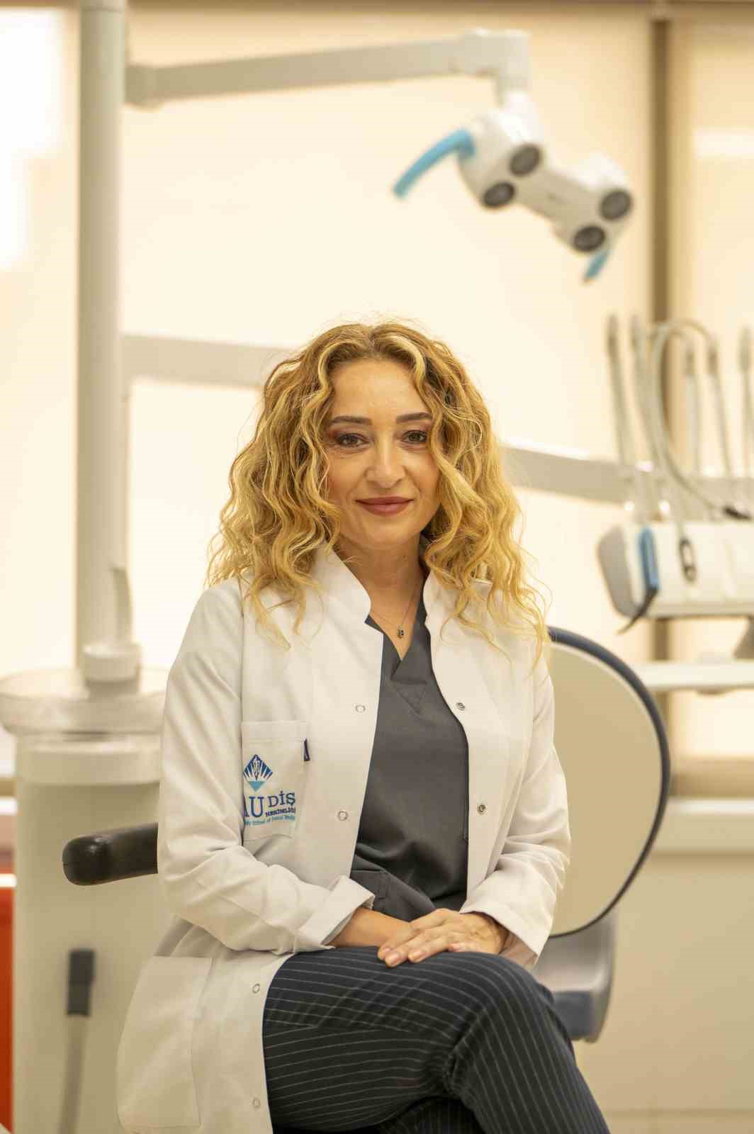 Diş kaybı sadece gülüşü değil, tüm vücut dengesini etkiliyor
