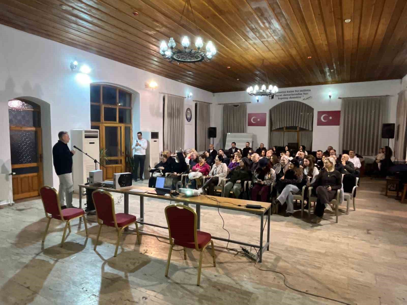 Salihli&rsquo;de fotoğraf r&uuml;zgarı: SALFOD sunum g&uuml;nleri başladı
