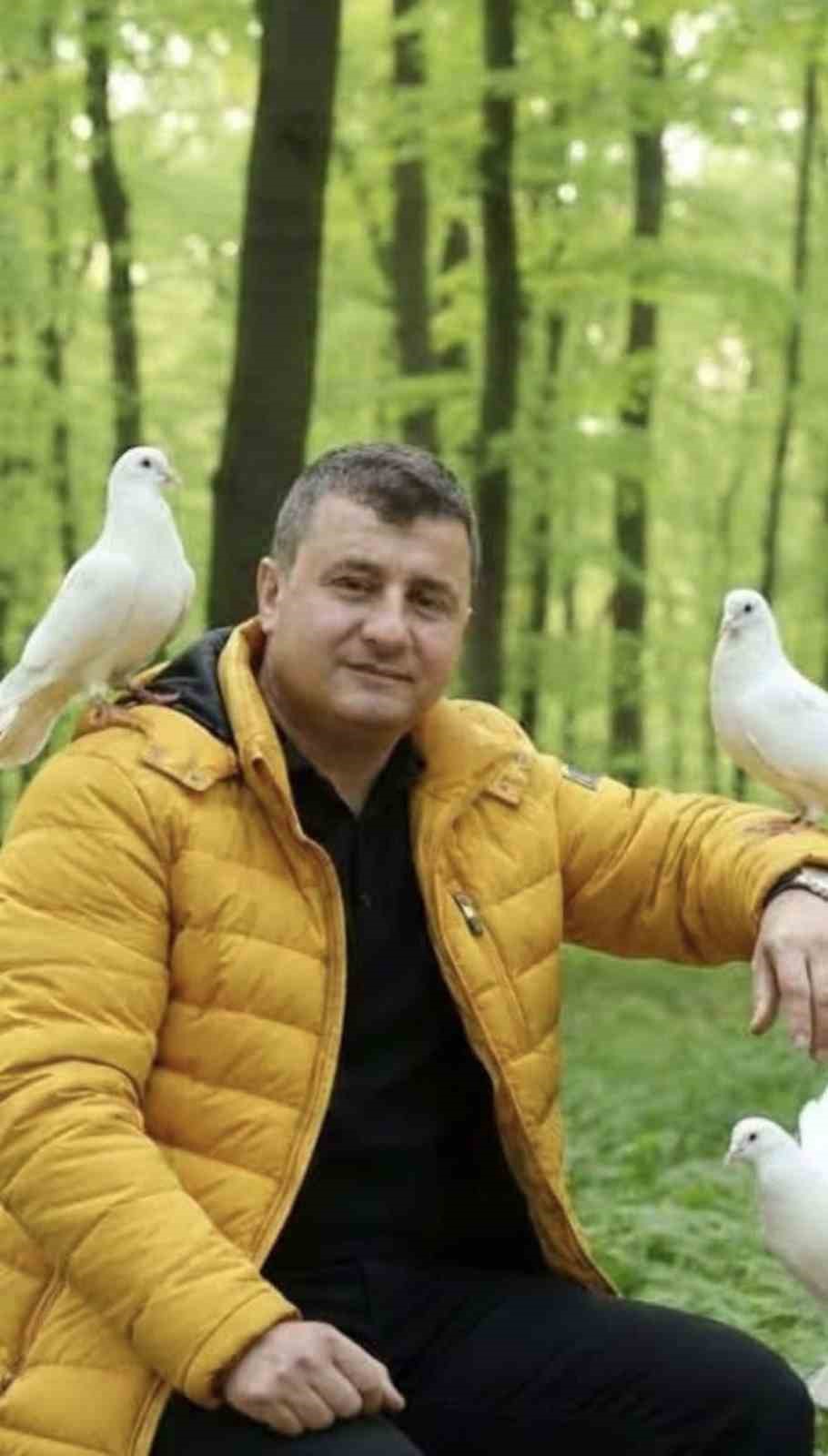 Emanet verdiği altınları ödemeyen oğlunu bıçakla öldürdü
