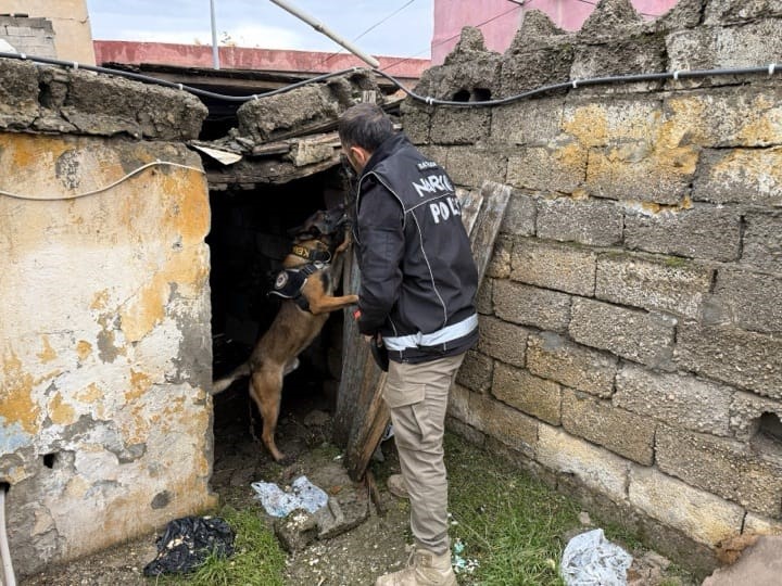Batman’da okul çevrelerinde narkotik denetim