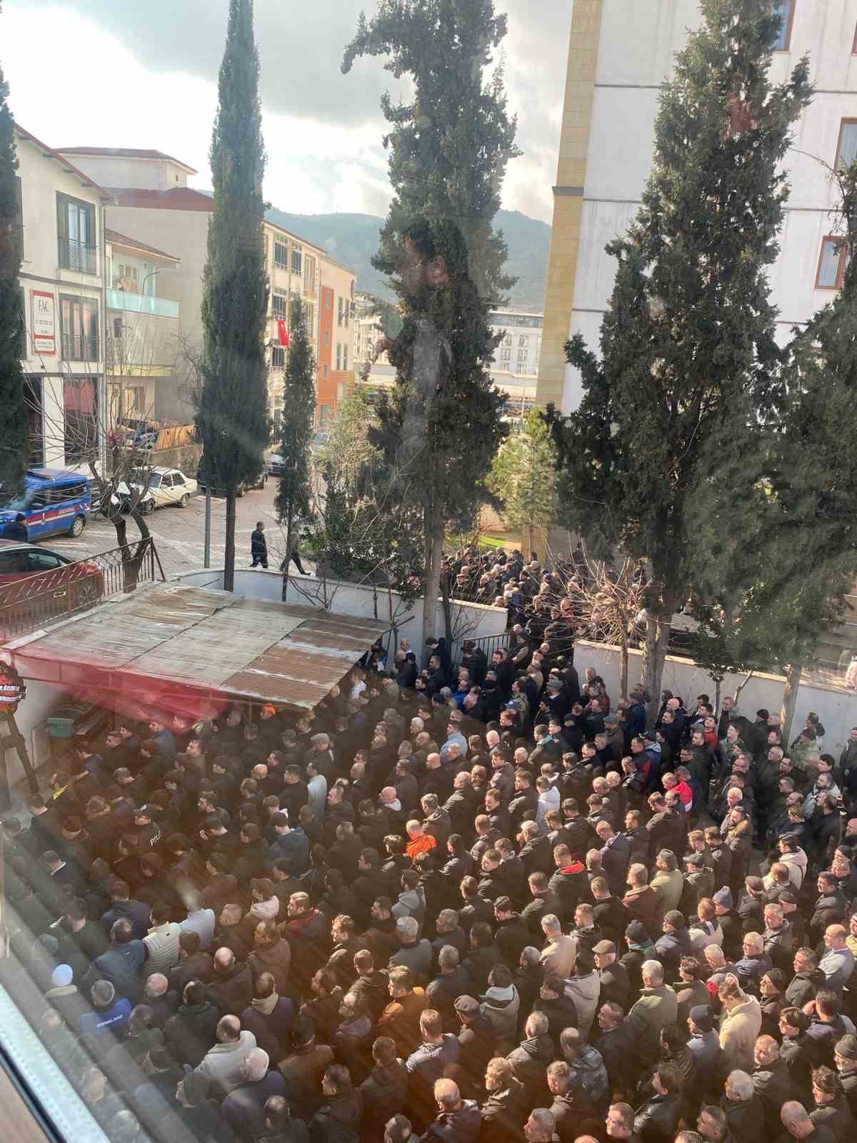 Antalya&rsquo;daki otob&uuml;s kazasının acısı Bilecik&rsquo;e de ulaştı
