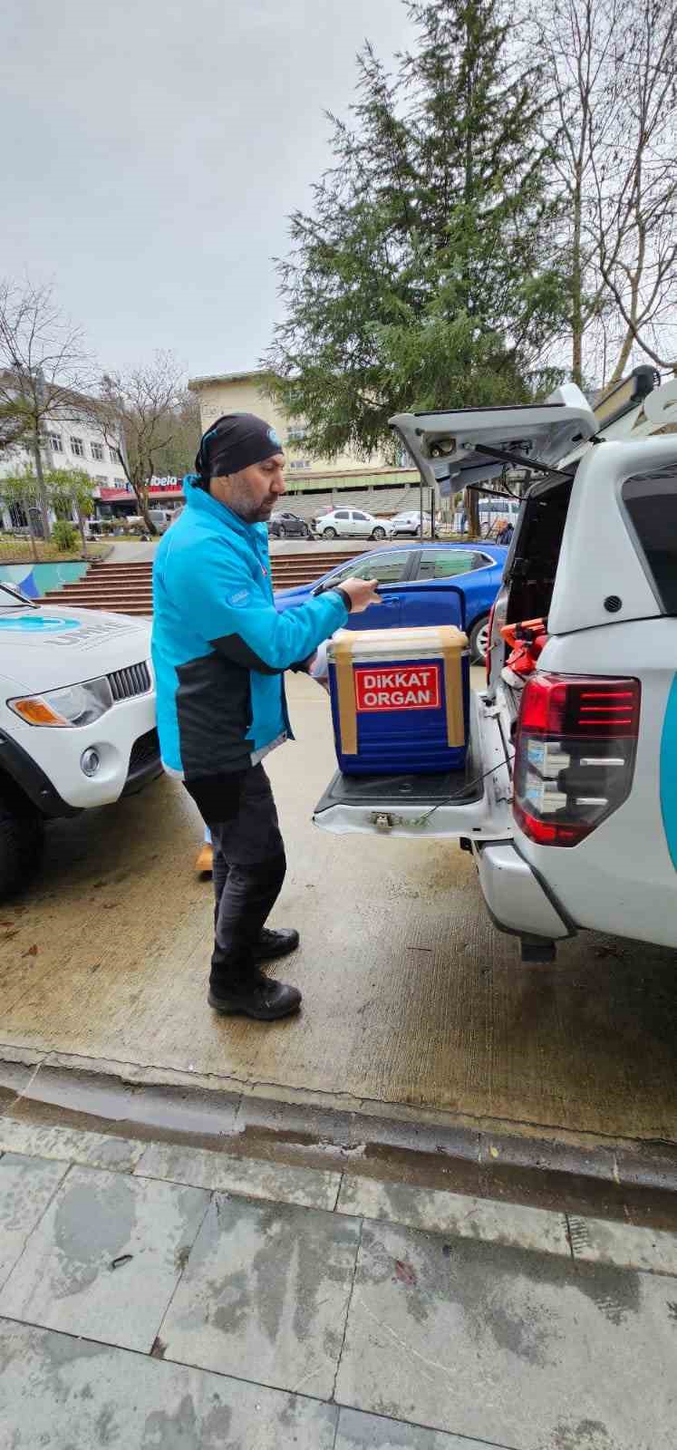 Beyin kanaması ge&ccedil;iren şahsın organları Samsun ve Erzurum&rsquo;daki hastalara umut oldu

