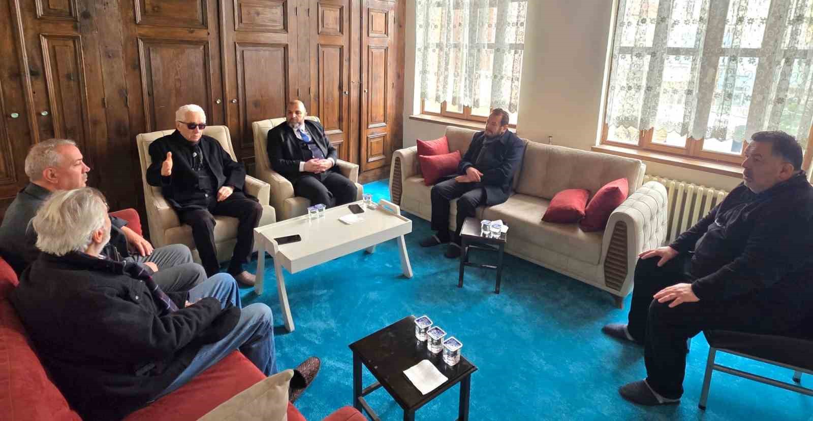 K&uuml;tahya Sosyal Yardım ve K&uuml;lt&uuml;r Vakfı&rsquo;ndan Geleneksel Kur&rsquo;an-ı Kerim hatmi
