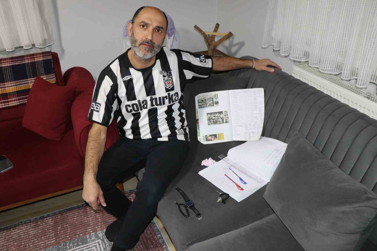 25 yıldır Beşiktaş&rsquo;ın her maçını tek tek not ediyor