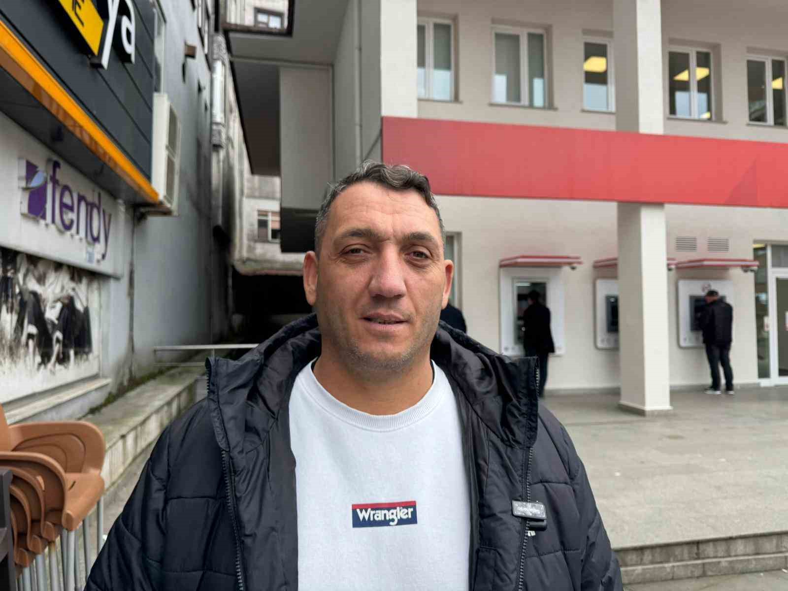 Rize&rsquo;de, &rsquo;insanlık &ouml;lmemiş&rsquo; dedirten hareket
