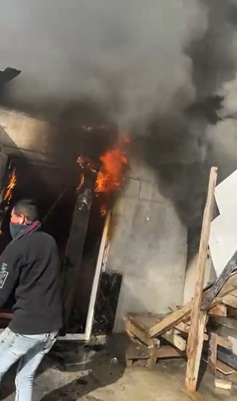 Bodrum’da işçilerin kaldığı konteyner alevlere teslim oldu