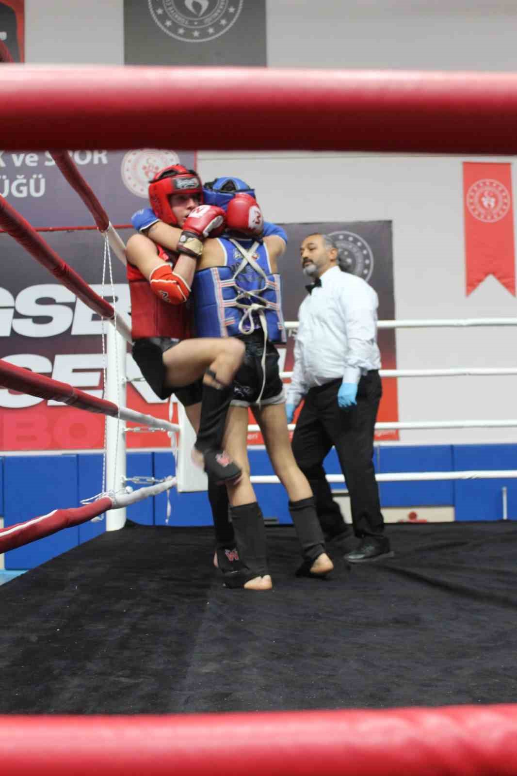 Muaythai B&ouml;lge Şampiyonası Kayseri&rsquo;de yapıldı
