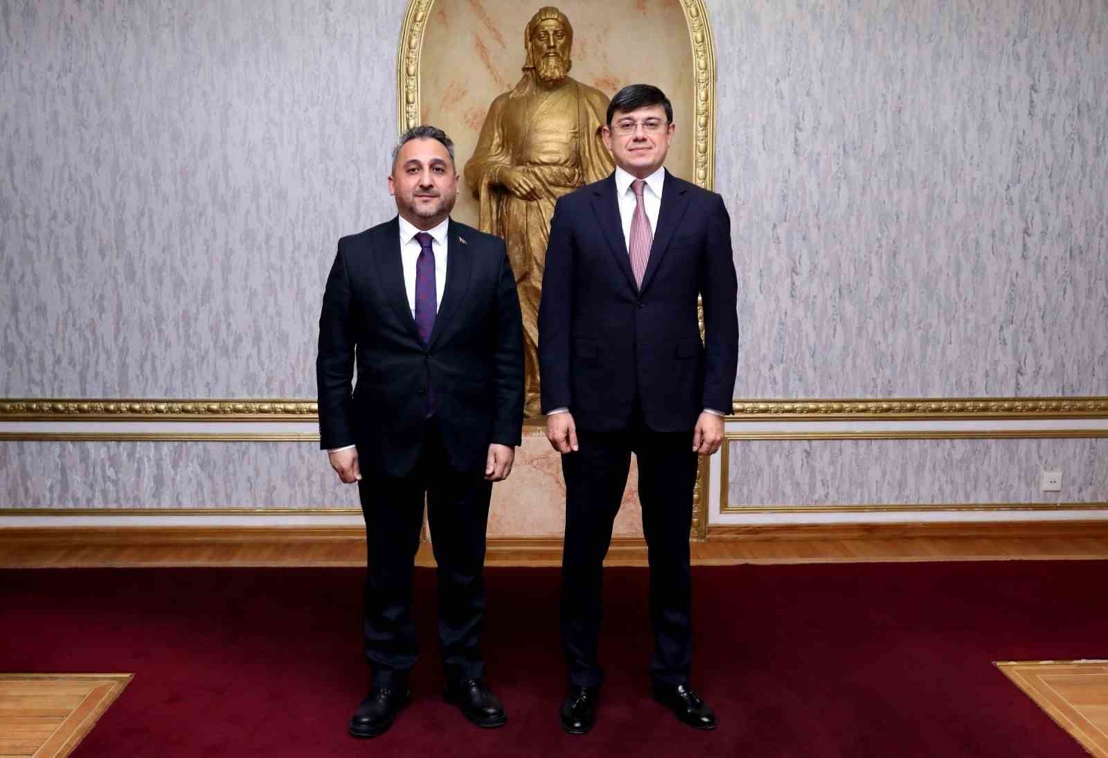 Bakü’de stratejik buluşma