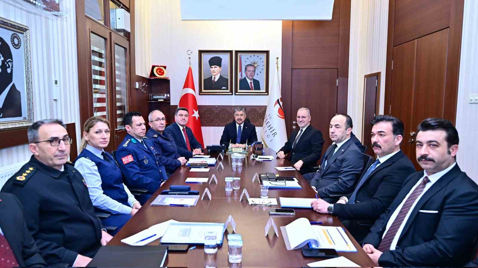 İl G&uuml;venlik ve Asayiş Koordinasyon toplantısı d&uuml;zenlendi
