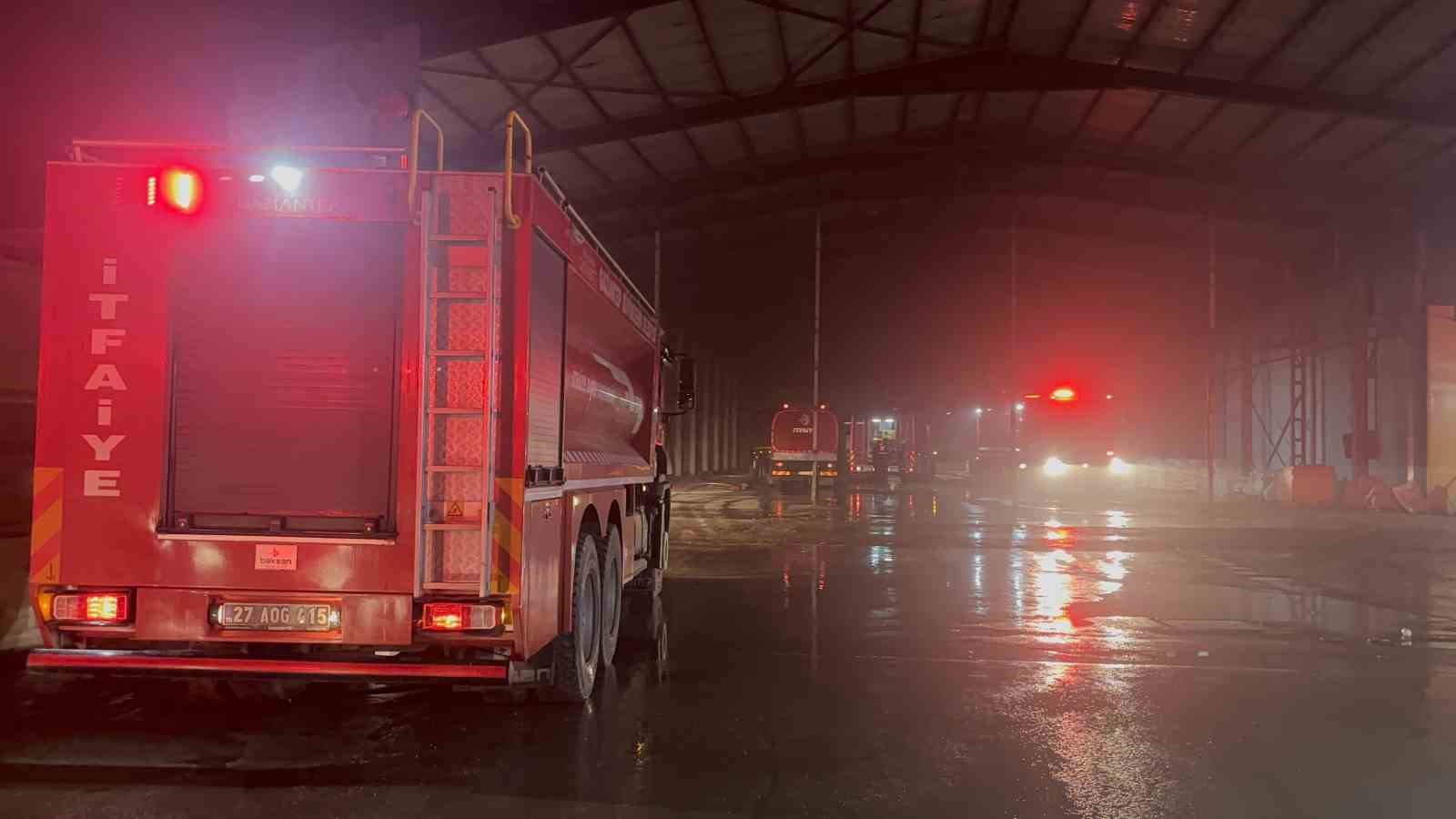 Gaziantep&rsquo;te makarna fabrikasında yangın