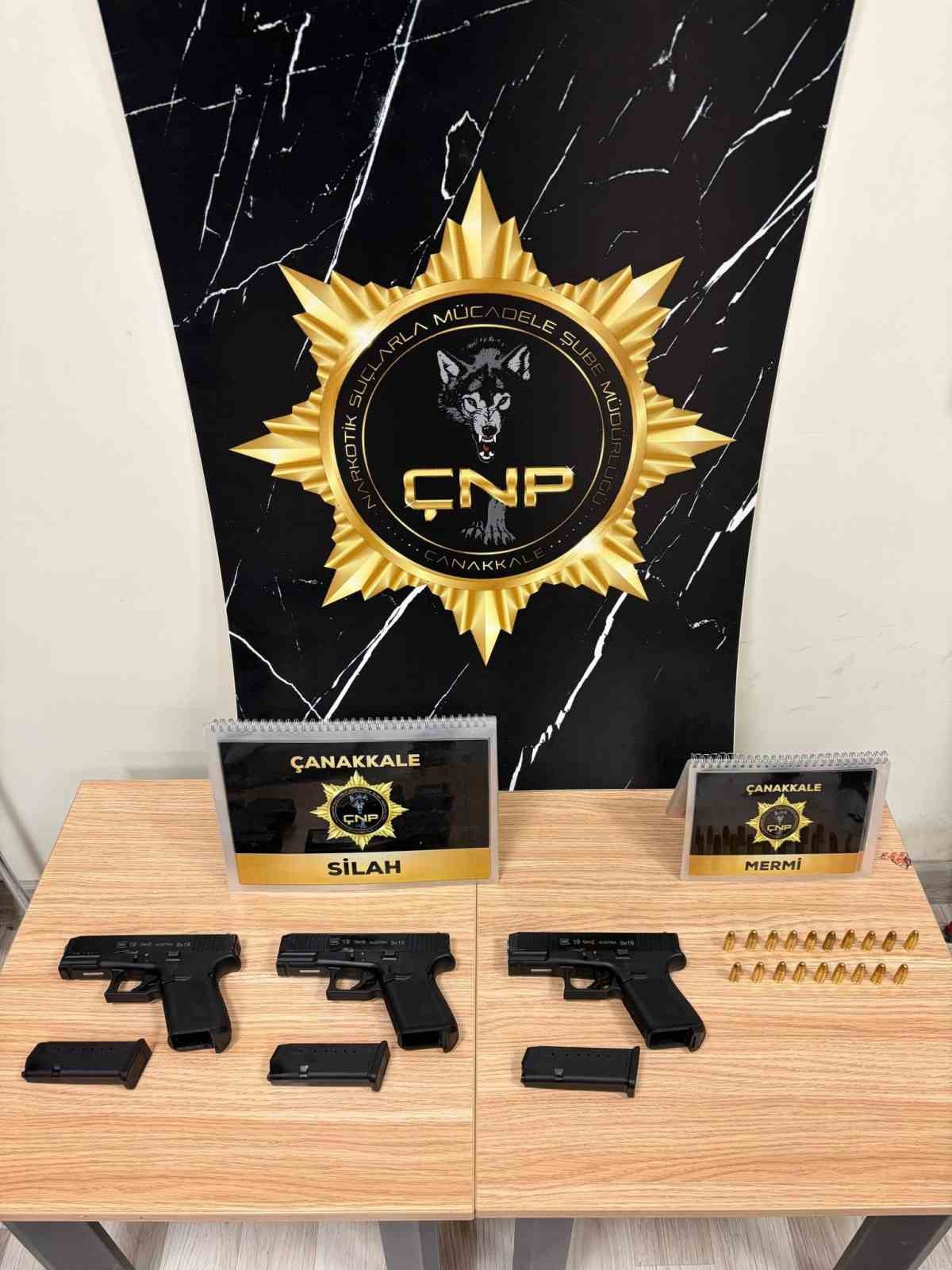 Çanakkale’de huzur uygulamaları: Farklı suçlardan aranması bulunan 16 kişi yakalandı