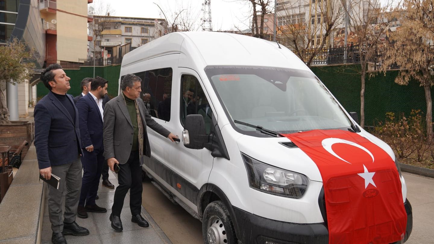 Şırnak Belediyesi ara&ccedil; filosunu g&uuml;&ccedil;lendiriyor
