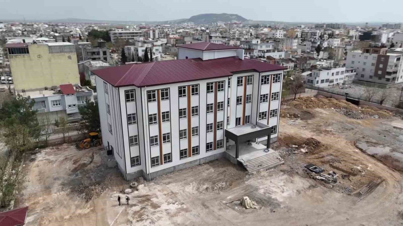 Deprem sonrası Adıyaman’da eğitim altyapısı güçlendi