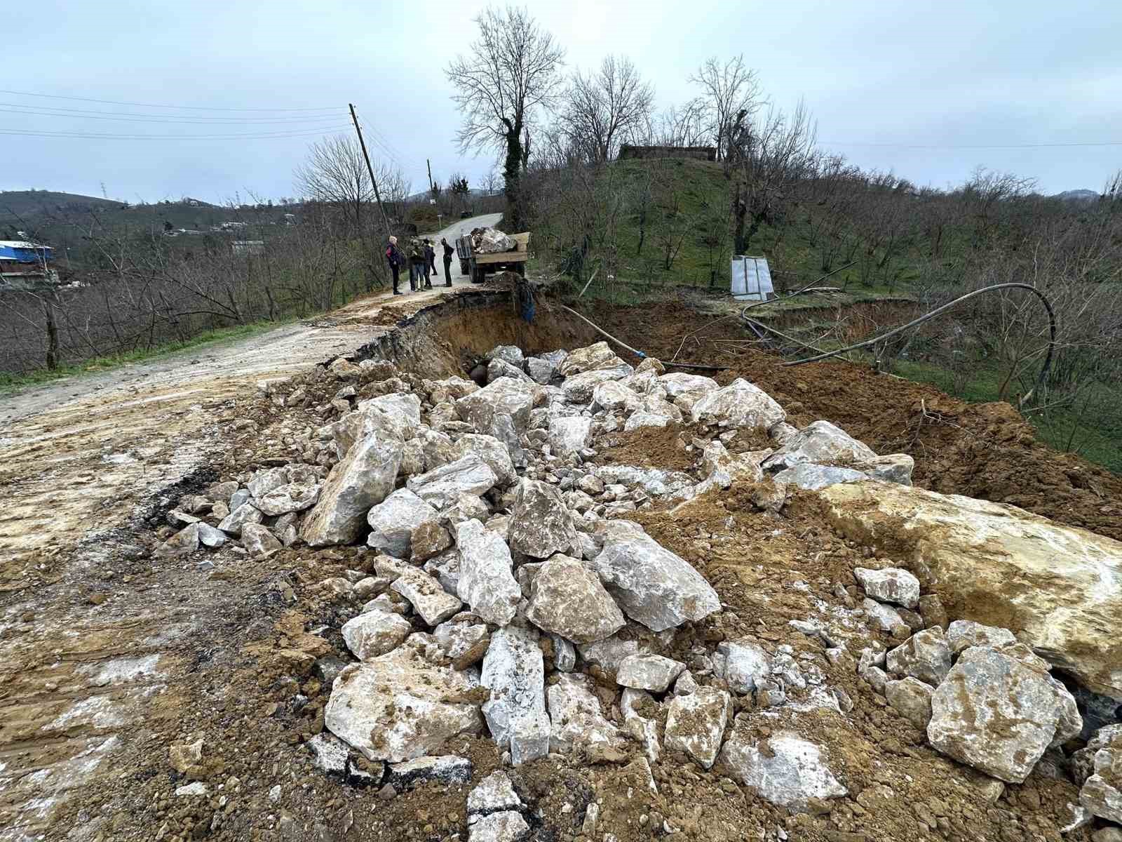 Heyelan b&ouml;lgelerine anında m&uuml;dahale
