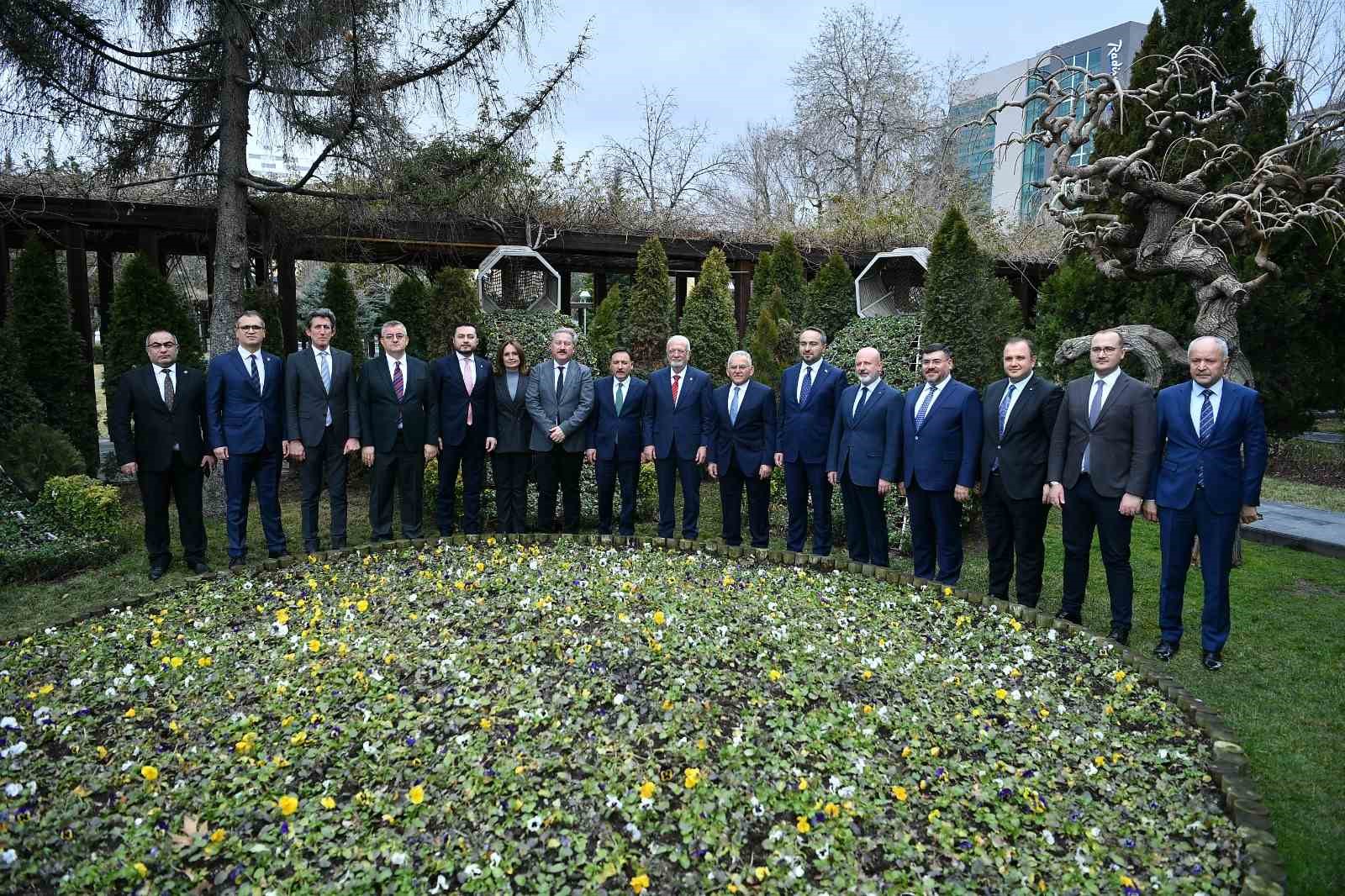 Başkan Büyükkılıç, Bakan Yardımcısı Demiralp’i ağırladı