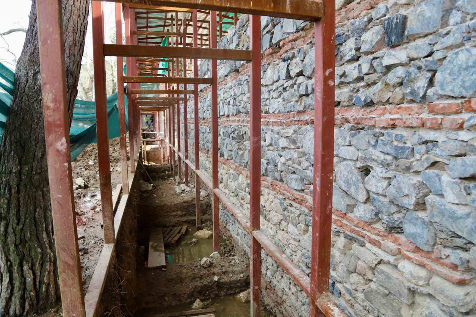 Sadabad Sarayı’nda restorasyon çalışmaları tüm hızıyla sürüyor