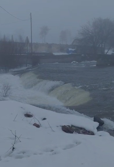 Elazığ’da sağanak yağış sonrası dereler coştu