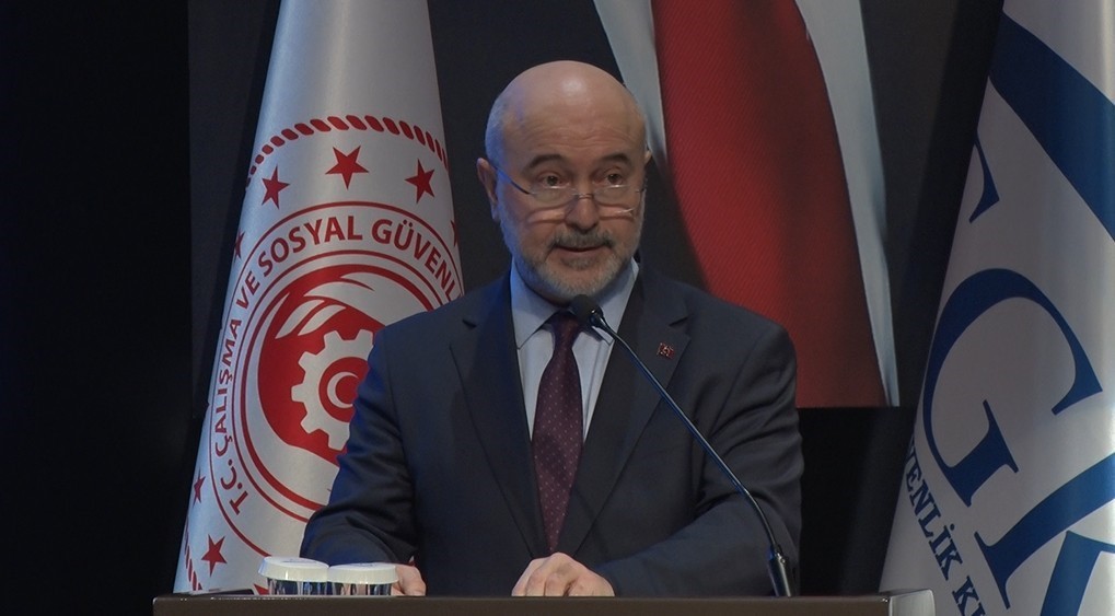 Bakan Işıkhan: "Üniversitelerimizin ve TÜSEB’in GSS uygulamalarının geliştirilmesine katkı sağlamasını amaçlıyoruz"
