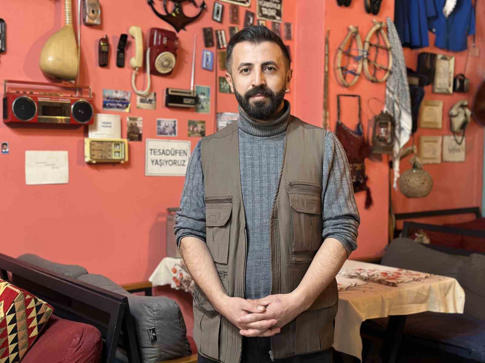 Yüksekova’da 90’lar temalı kafe geçmişle bugün arasında köprü kuruyor