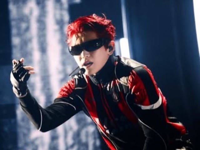 Uşakspor logosu Güney Kore’de sahneye çıktı