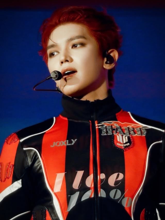 Uşakspor logosu G&uuml;ney Kore&rsquo;de sahneye &ccedil;ıktı
