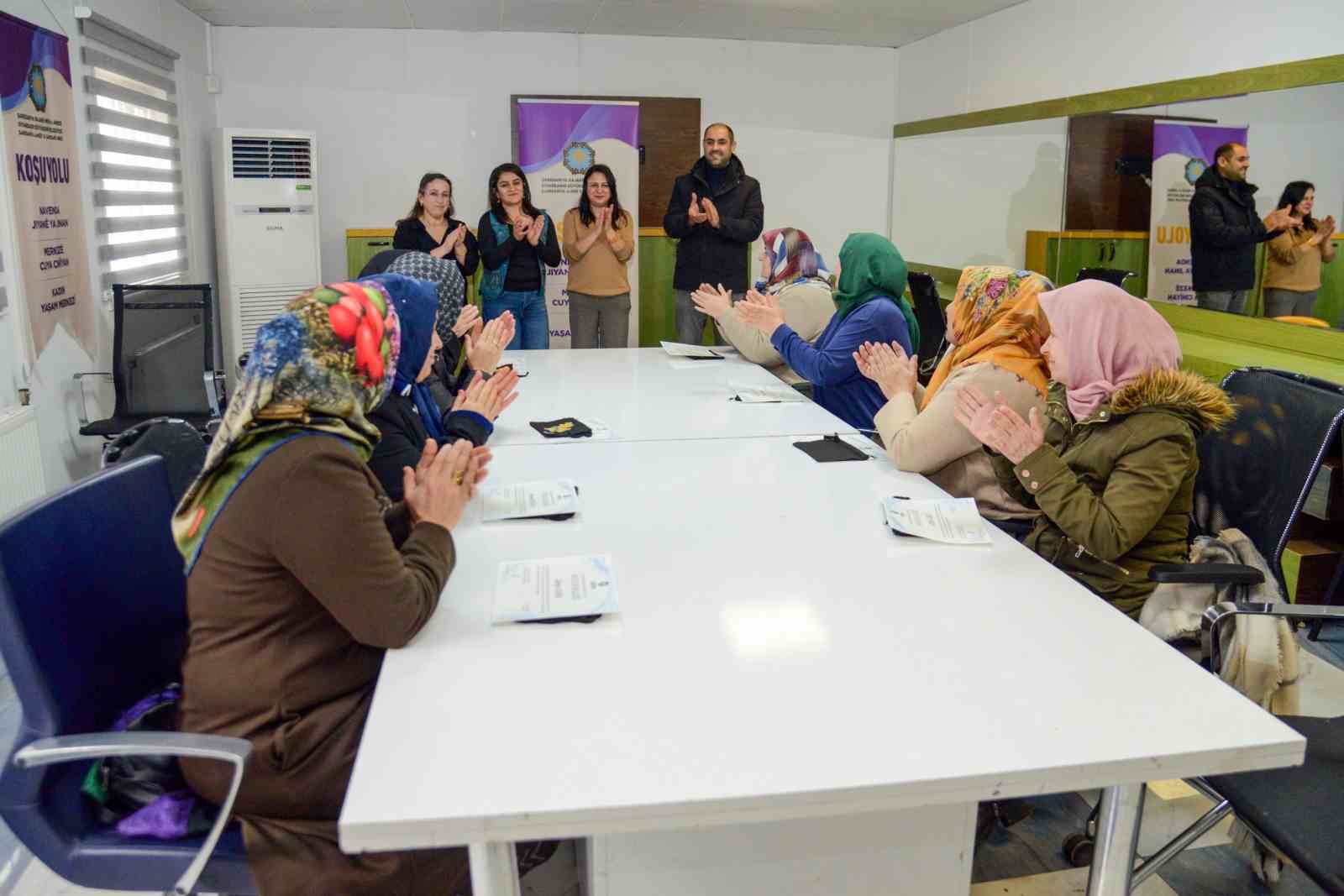 Kadınlar teknik eğitimle meslek sahibi oluyor