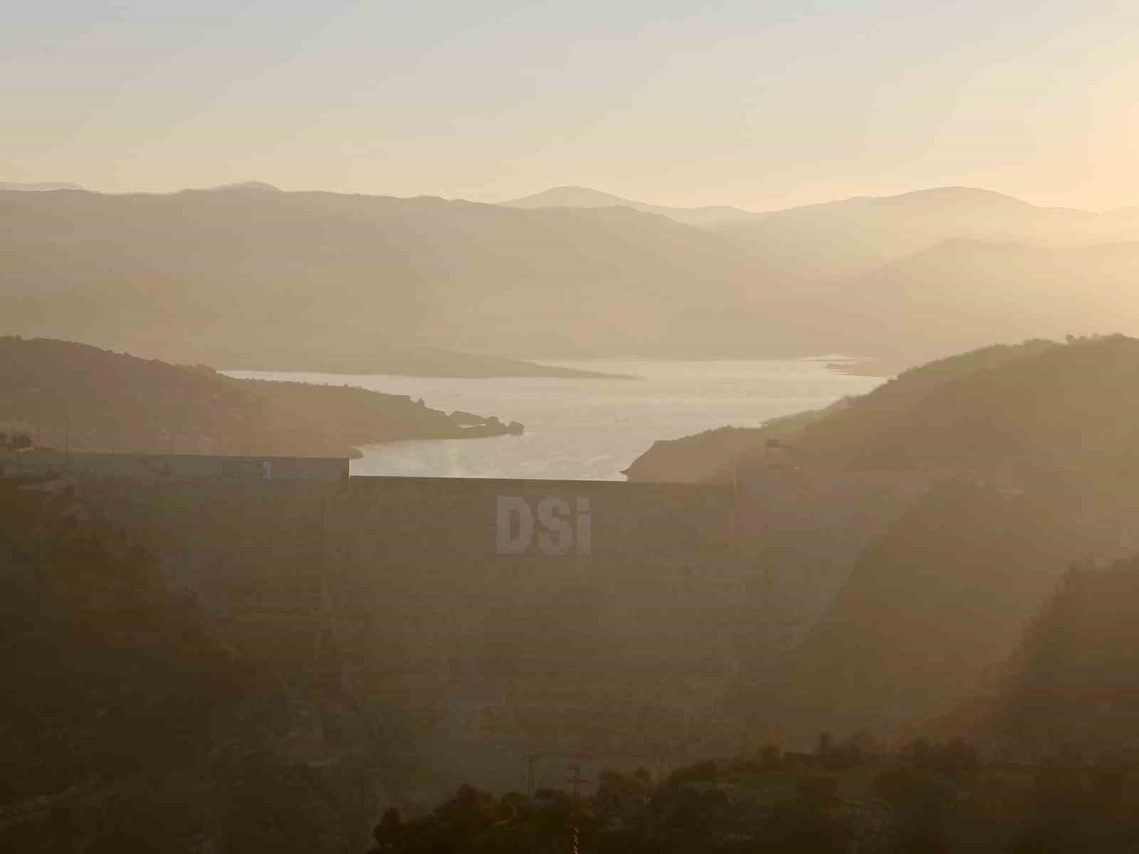 Sağanak yağışlar Adnan Menderes Barajı&rsquo;na can verdi

