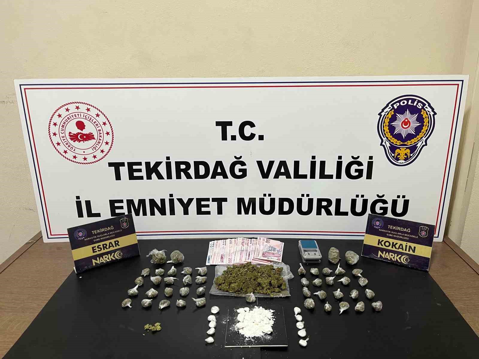 Kırmızı b&uuml;ltenle aranan uyuşturucu taciri Tekirdağ&rsquo;da yakalandı
