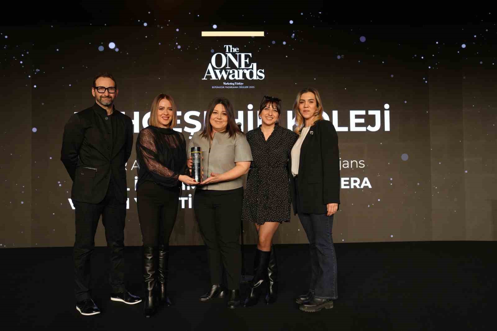 Bahçeşehir Koleji’ne The ONE Awards’tan "Yılın İtibarlısı" ödülü