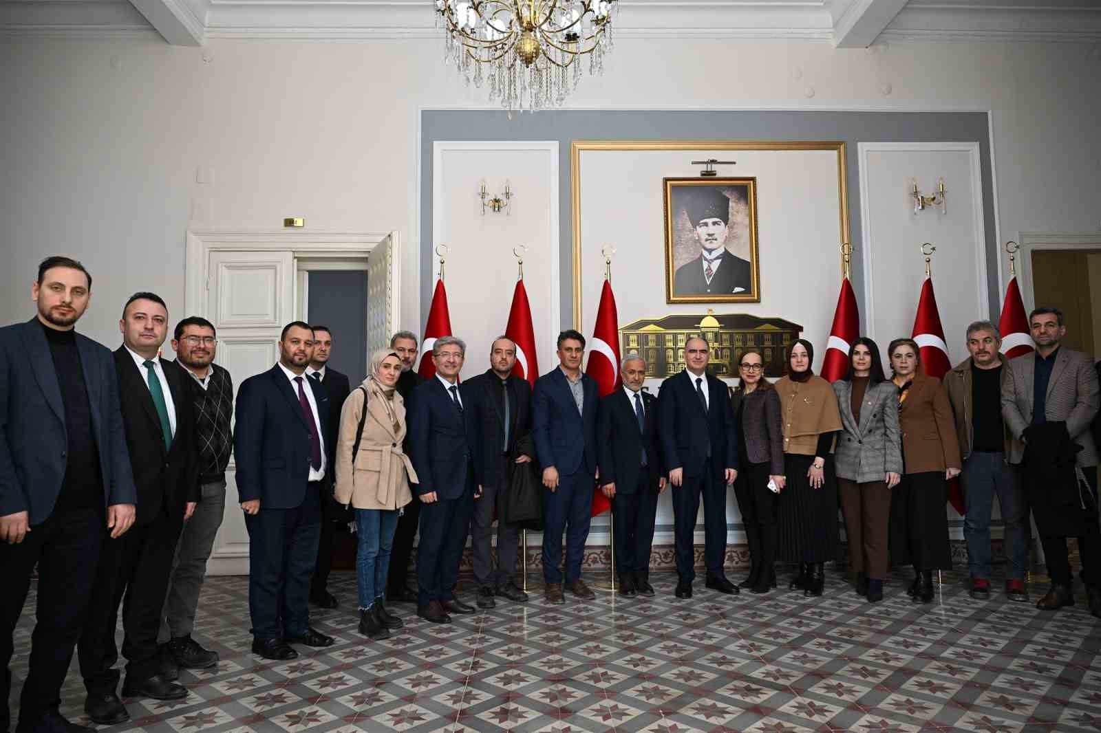 Vali &Ouml;zkan&rsquo;dan bağımlılıkla ilgili ortak m&uuml;cadele vurgusu
