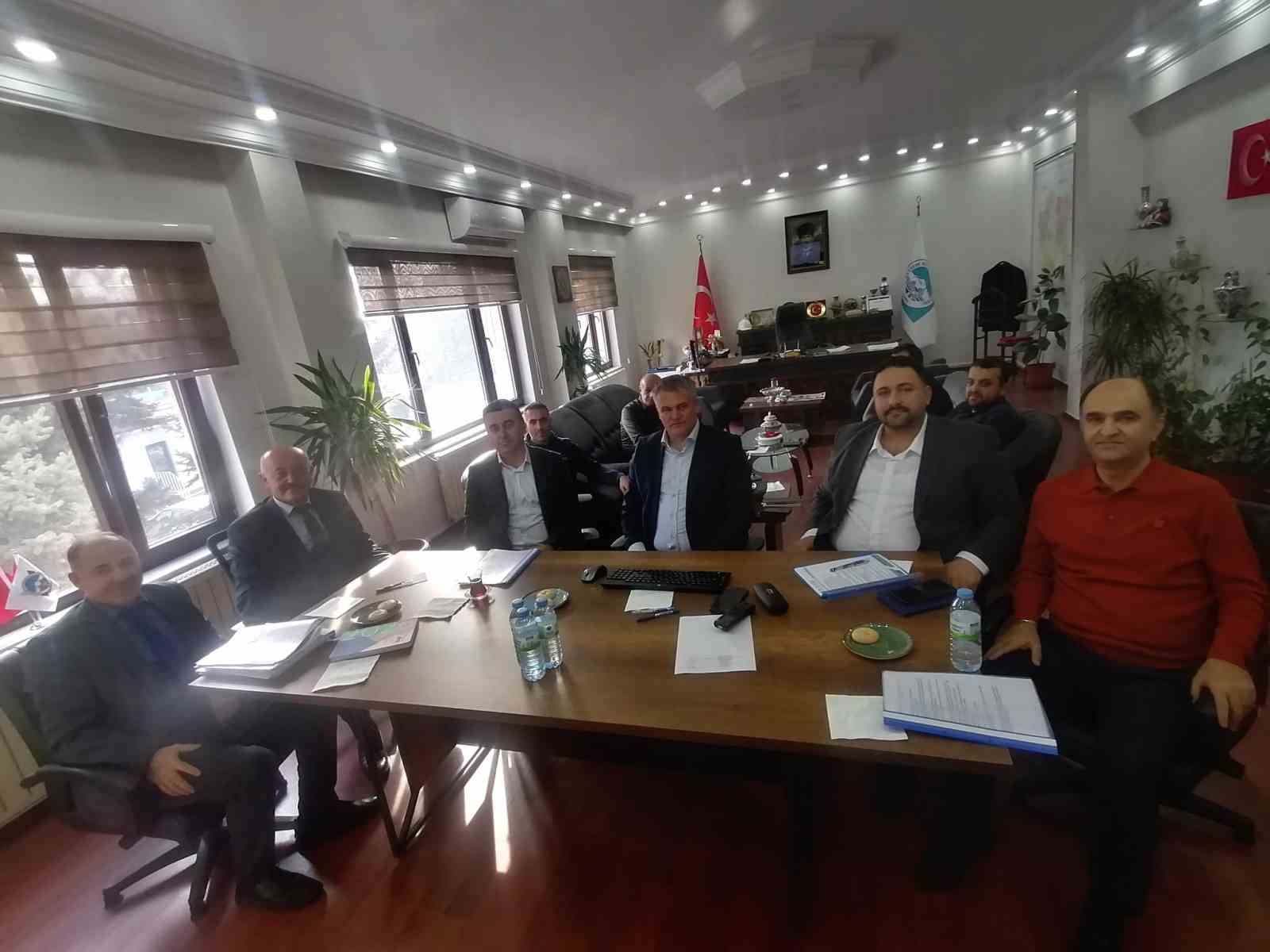 Kayseri B&uuml;y&uuml;kşehir&rsquo;den 16 il&ccedil;eye ortak akılla planlı yatırım hamlesi
