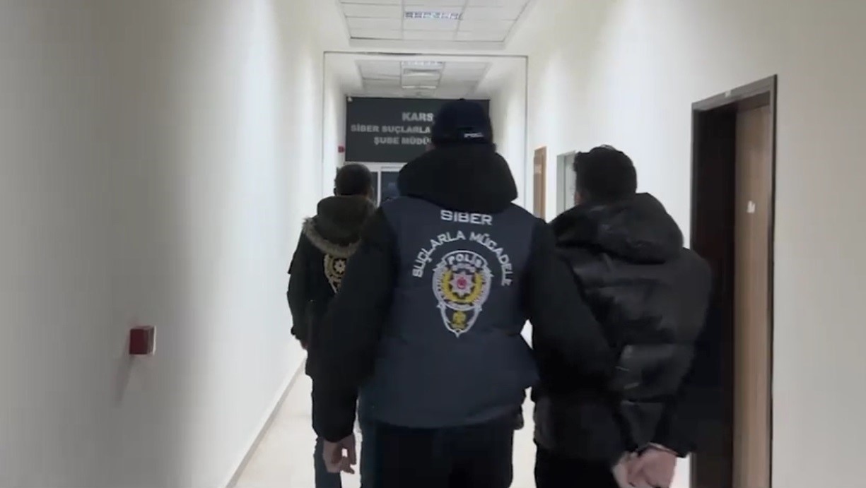 Kars merkezli 5 ilde "sahte el" operasyonu: 12 tutuklama
