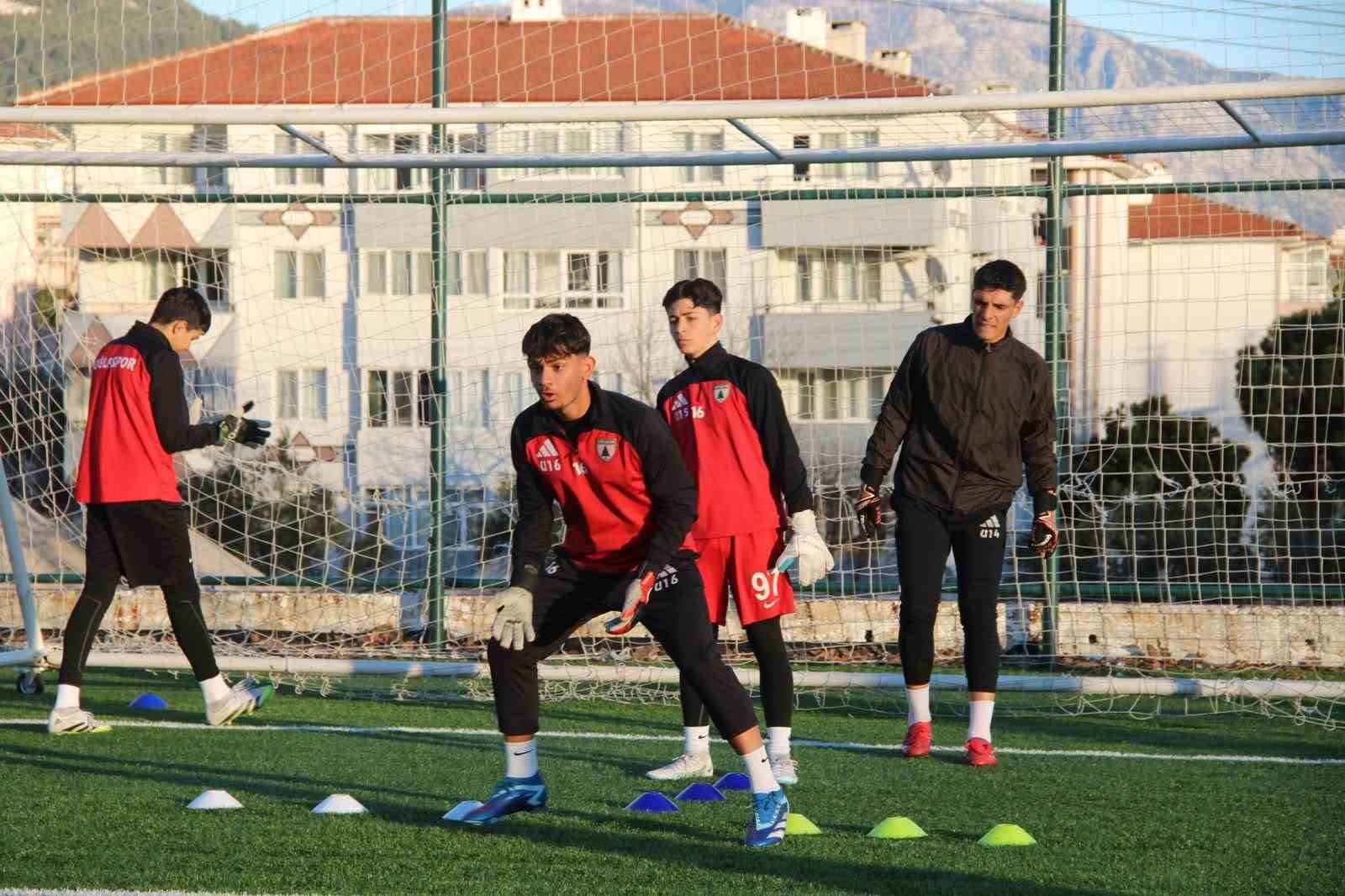 Muğlaspor altyapısı güçleniyor