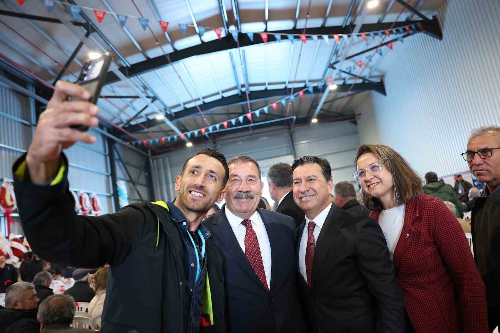 Başkan Aras: "Muğla&rsquo;nın d&ouml;rt bir yanında &uuml;reticiyi desteklemeye devam ediyoruz"
