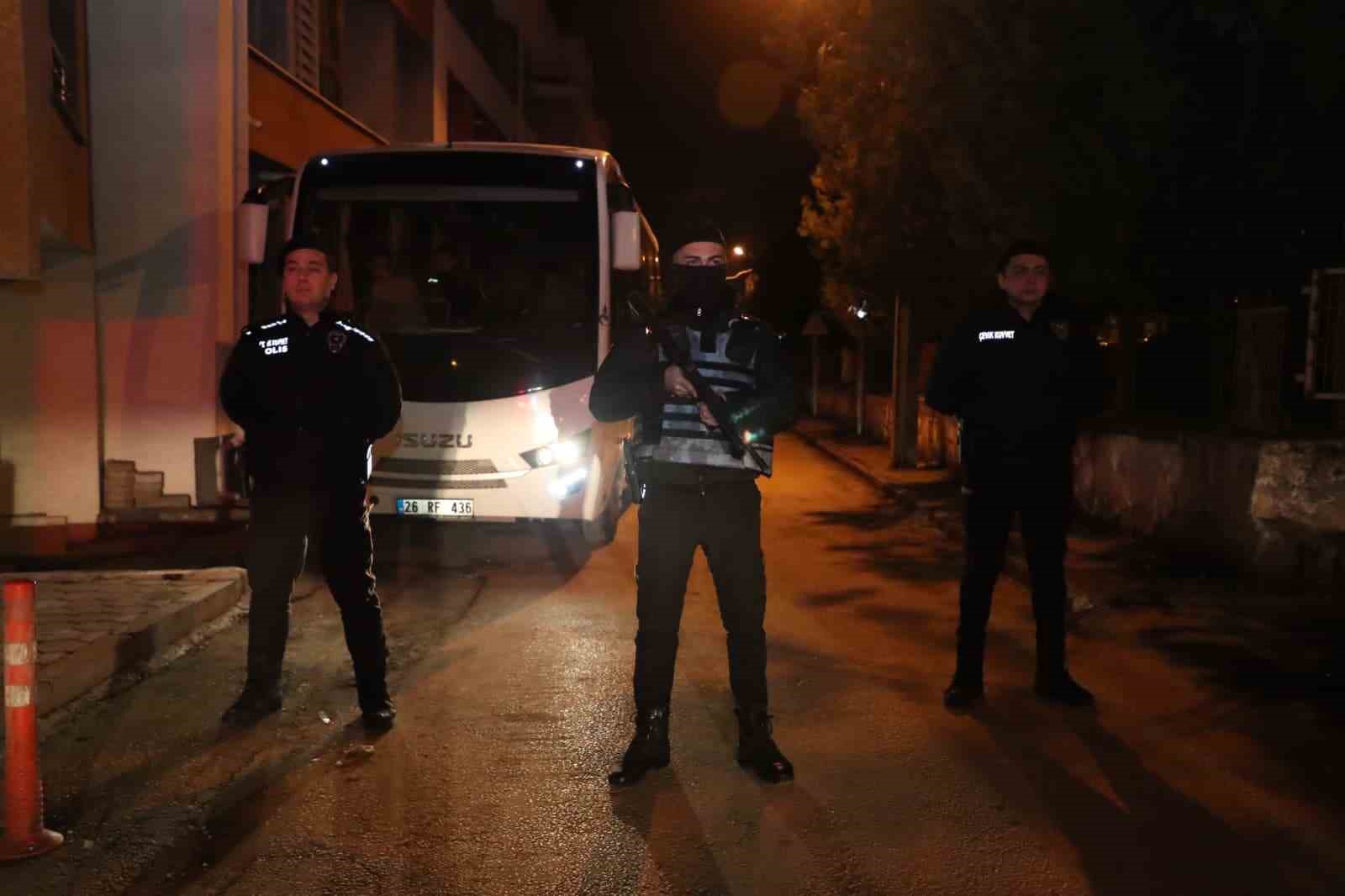 Eskişehir&rsquo;de polisten uygulama
