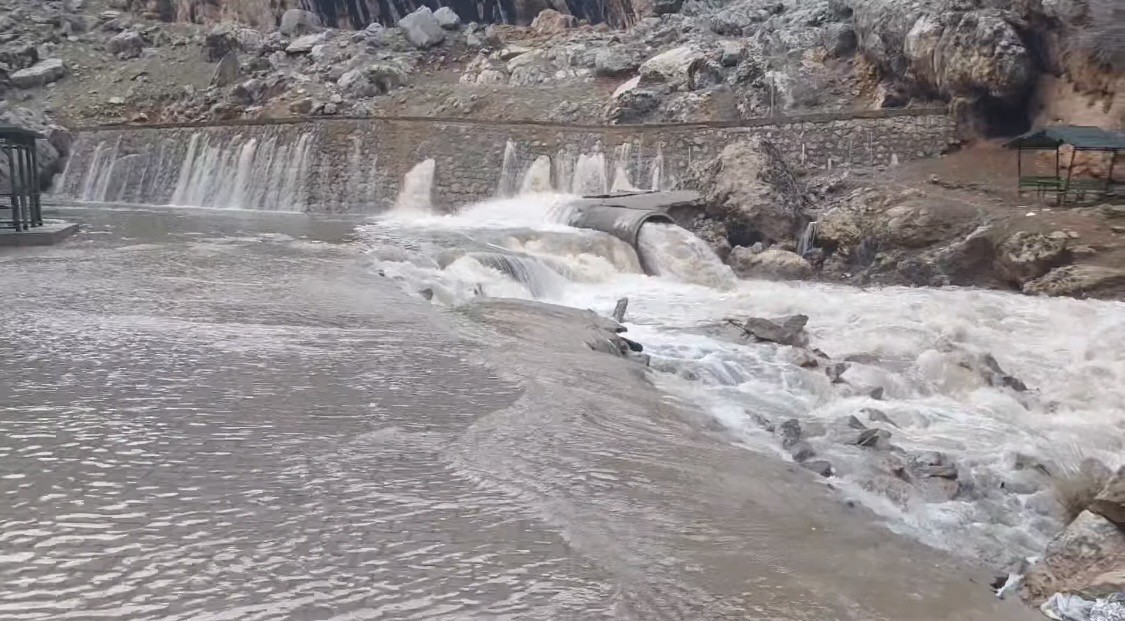 Sinek &Ccedil;ayının debisi y&uuml;kseldi
