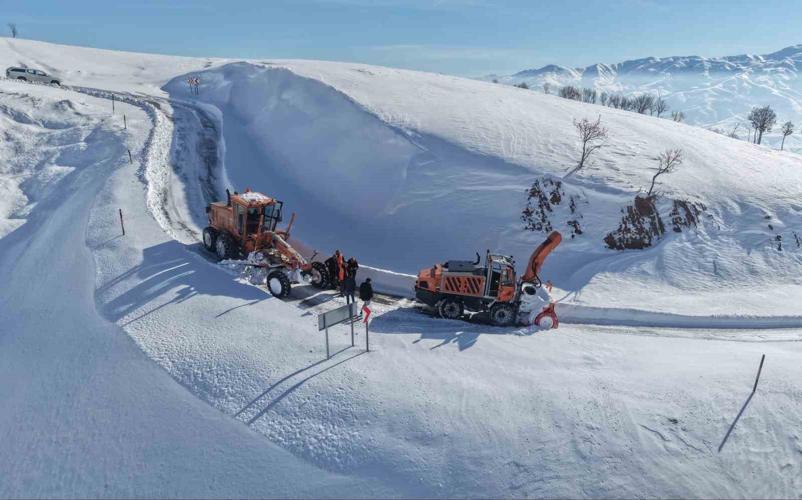 Muş-Kulp karayolu yeniden ulaşıma açıldı
