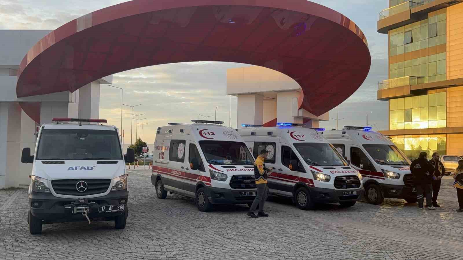 &Ccedil;anakkale&rsquo;de hastanede &ccedil;ıkan yangın b&uuml;y&uuml;meden s&ouml;nd&uuml;r&uuml;ld&uuml;
