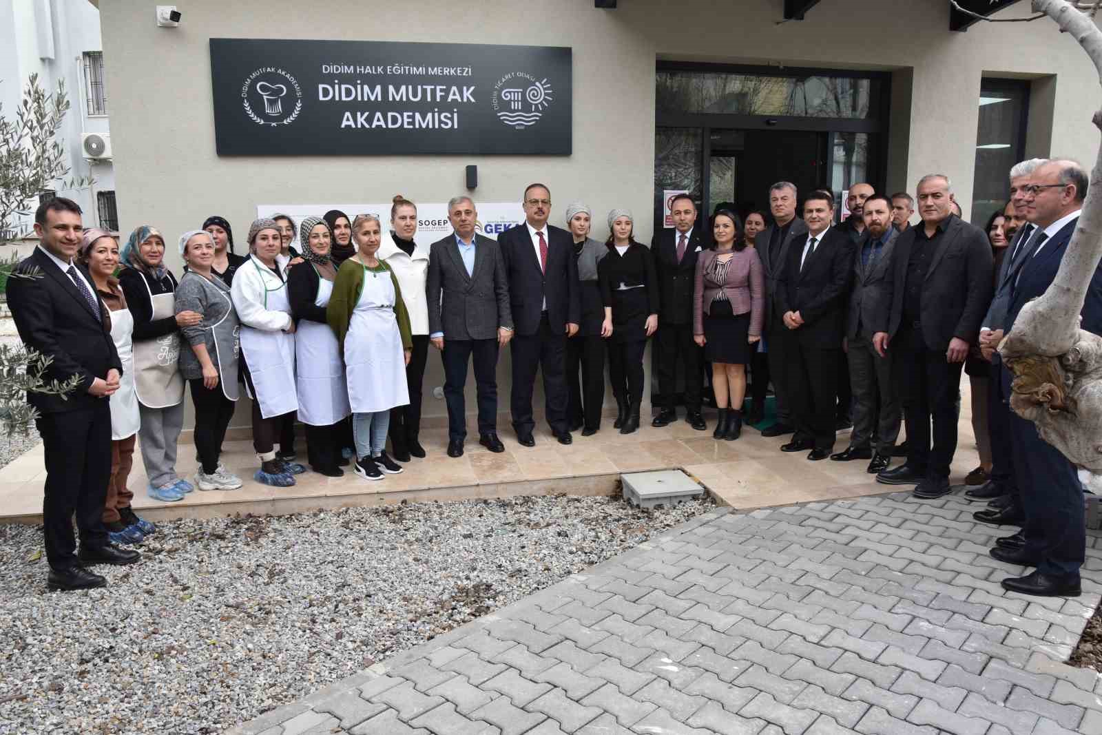 Vali Canbolat Didim Mutfak Akademisi&rsquo;nde incelemelerde bulundu
