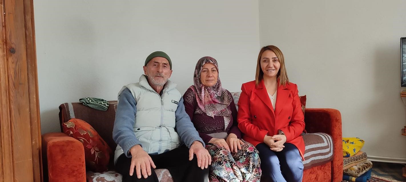 Başkan Tekin’den umrecileri ziyaret etti