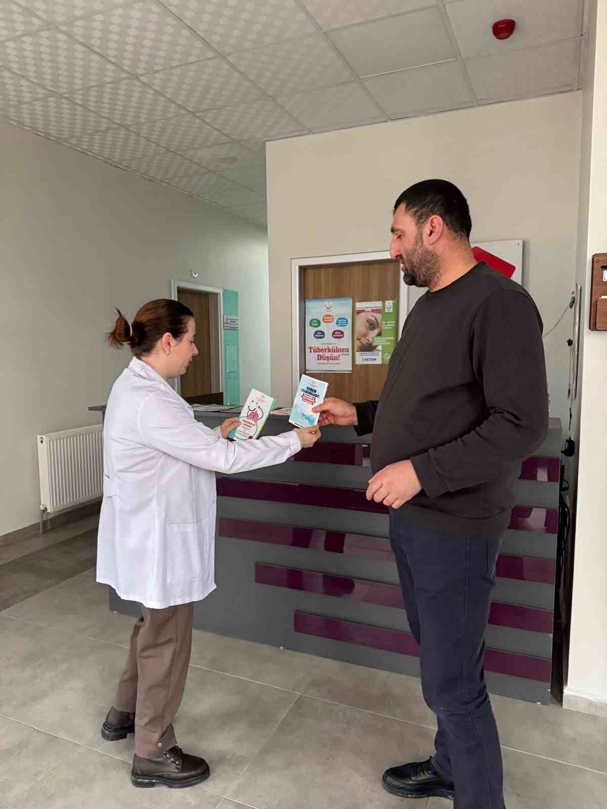 Ak&ccedil;akoca&rsquo;da bilgilendirici sağlık &ccedil;alışması
